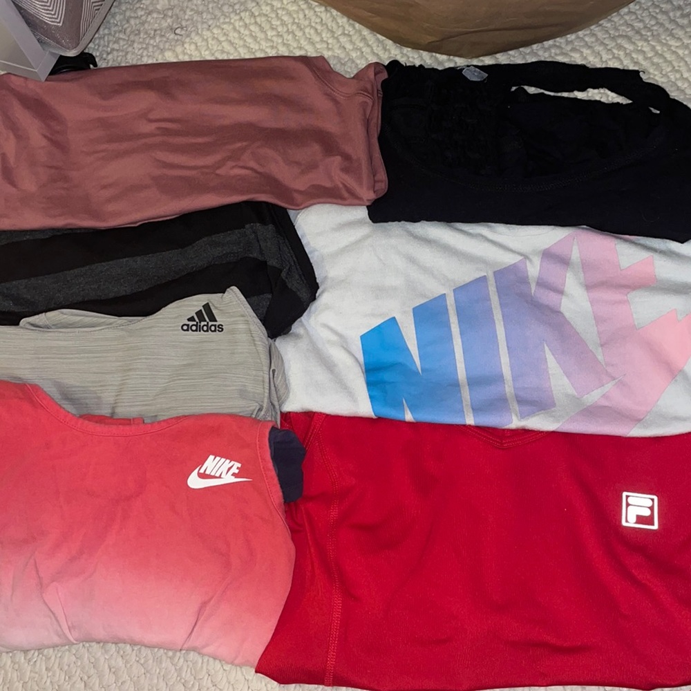 Small/Medium Workout Tank Lot